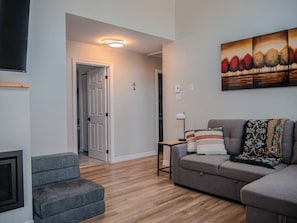 Living room (2)
