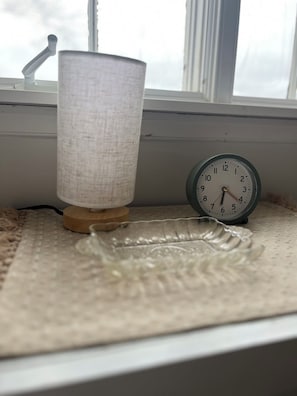 Bathroom amenities