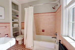 Faithfully restored Art Deco bathroom
