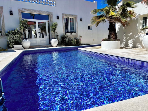 Court yard with 17m salted water swimming pool