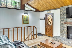Living Room | Main Level | Central A/C & Heating
