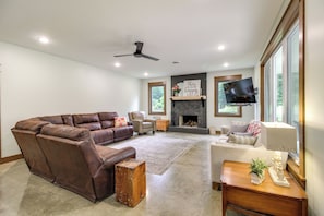 Living Room | 1st Floor | 2-Story Home | Bedrooms/Full Bathroom on 1st Floor