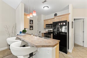 Kitchen & Bar Seating