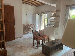 Dining room (1)