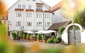 Hotel Gasthof zum Ochsen, (Ehingen), LHS 13432 Neu-Außenansicht