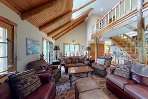 Living Room (3)