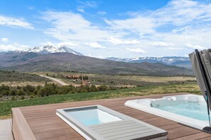Bain à remous extérieur
