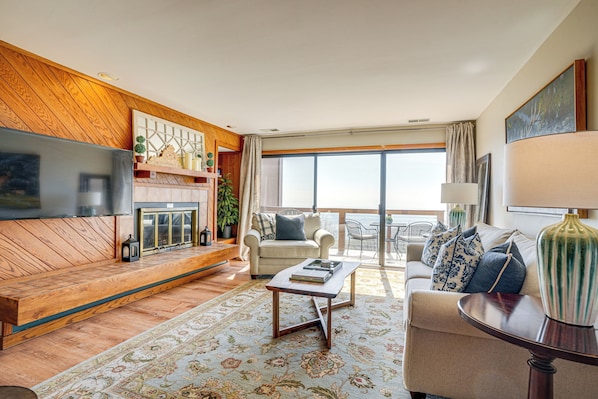 Wintergreen Resort Vacation Rental | 1BR | 2BA | 851 Sq Ft | Stairs to Enter