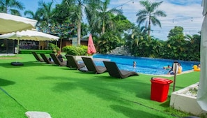 Holiday Home Swimming Pool