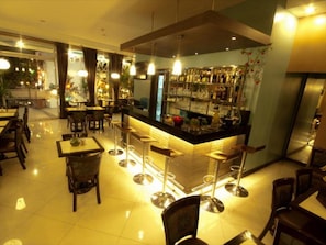 Entrance / Reception