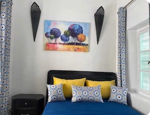 160 * 200 Cm double bed