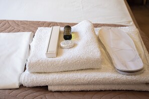 Bathroom amenities