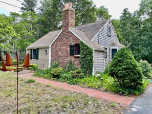 Adorable Cape Cottage