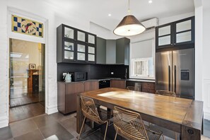 Kitchen (1)