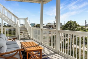 Top Floor Covered Deck