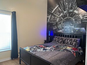 Queen Bedroom (Star Wars)