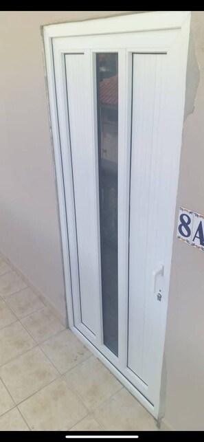 Entrance door 8A