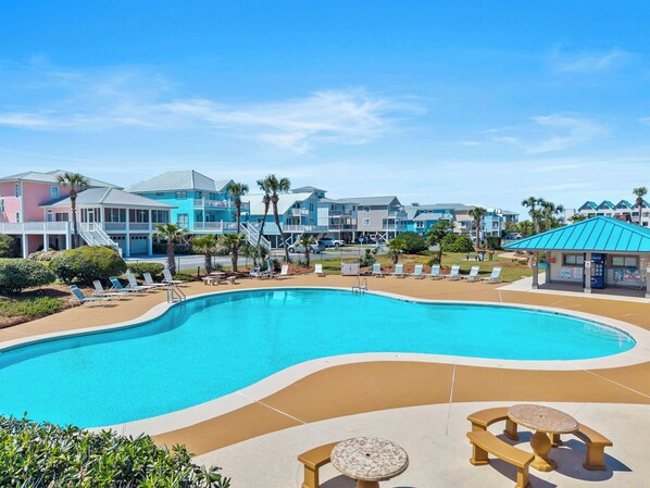 Pool