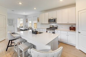 Kitchen | Central A/C & Heat | Drip Coffee Maker