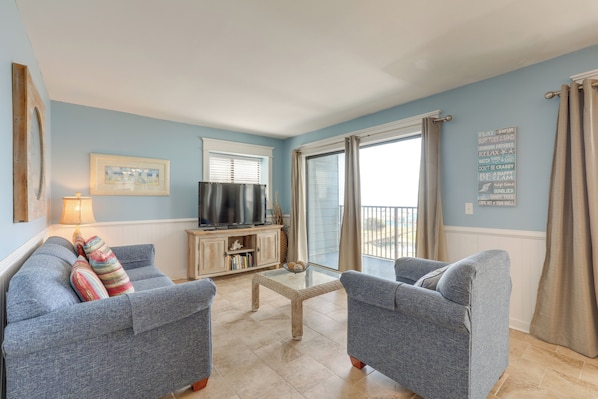 Myrtle Beach Vacation Rental | Studio | 2BA | 950 Sq Ft | Step-Free Access