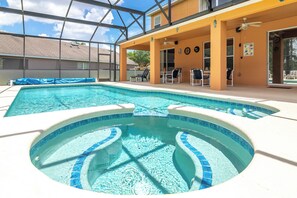 Heated pool & hot tub