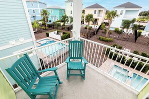 Balcony patio