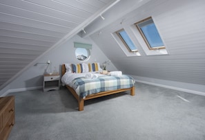 The Studio at Rockside, Polzeath: This spacious hideaway provides the perfect base for your stay in Cornwall