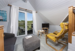 The Studio at Rockside, Polzeath: A beautifully appointed studio just a stone's throw from the beach