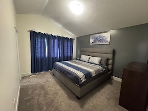 Master Bedroom with King Bed, Walk-in Closet and a Full Bathroom Ensuite