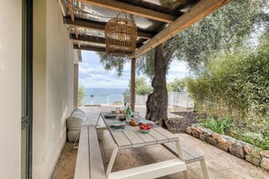 Salle à manger extérieure