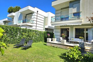 Private Garden