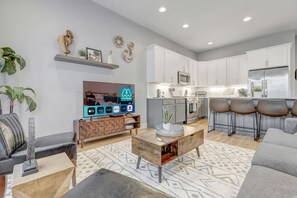 Experience Nashville in this stylish vacation rental, perfect for groups and bachelorette getaways! Enjoy the spacious living area, gourmet kitchen, and city views—your ideal home base for exploring Music City’s nightlife and attractions!