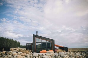 A perfect place to explore the Mackenzie Region, only 45-minutes from Aoraki Mt Cook or Lake Tekapo