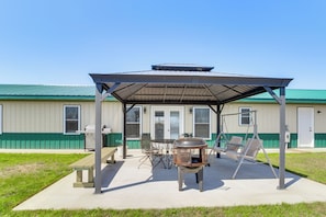 Patio | Gazebo | Gas Grill | Fire Pit | Outdoor Dining Area | Patio Swing