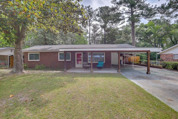 Hinesville Vacation Rental | 3BR | 1BA | 1,000 Sq Ft | Step-Free Entry