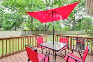Deck | Grill | Fire Pit | Single-Story Home
