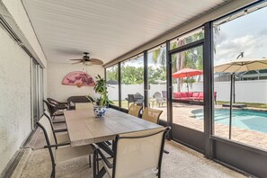Screened Porch | Grill | Fire Table | Single-Story Home
