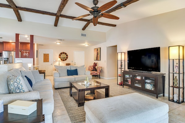 Clearwater Vacation Rental | 3BR | 2BA | 2,500 Sq Ft | Step-Free Access
