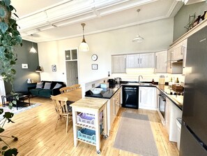 Open plan kitchen/living room