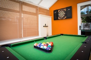 Spielezimmer
