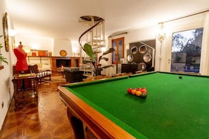 Game room
