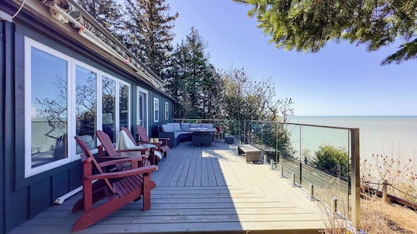 Amazing Lake Huron views!