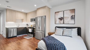 Living space with 1 double bed and fresh linens 