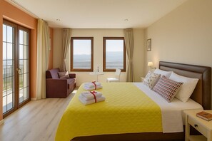 Private Guest Room Interior
Spacious and bright room with modern furnishings.