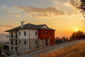 Sunset View from the Property
Capture the beauty of Giannena with serene evening skies.