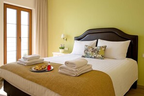 Private Guest Room Interior
Spacious and bright room with modern furnishings.