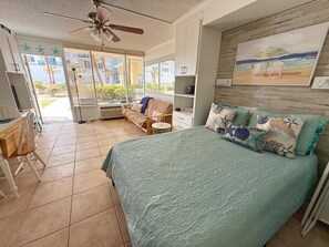 Comfy Full size Bed and all the space to yourself!