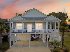 Welcome to the Coastal Carolina Cottage Retreat OKI!