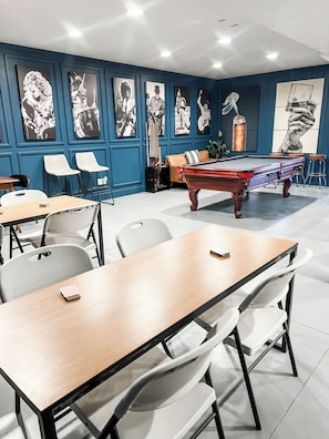 Game room