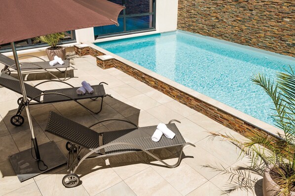 Take a dip in our seasonal outdoor pool.